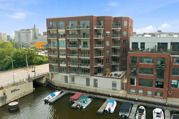 210 S Water St, Milwaukee, WI 53204