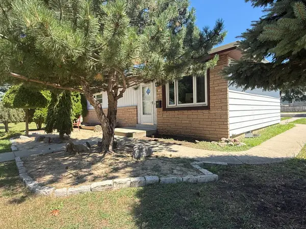 3328 S 68th St, Milwaukee, WI 53219