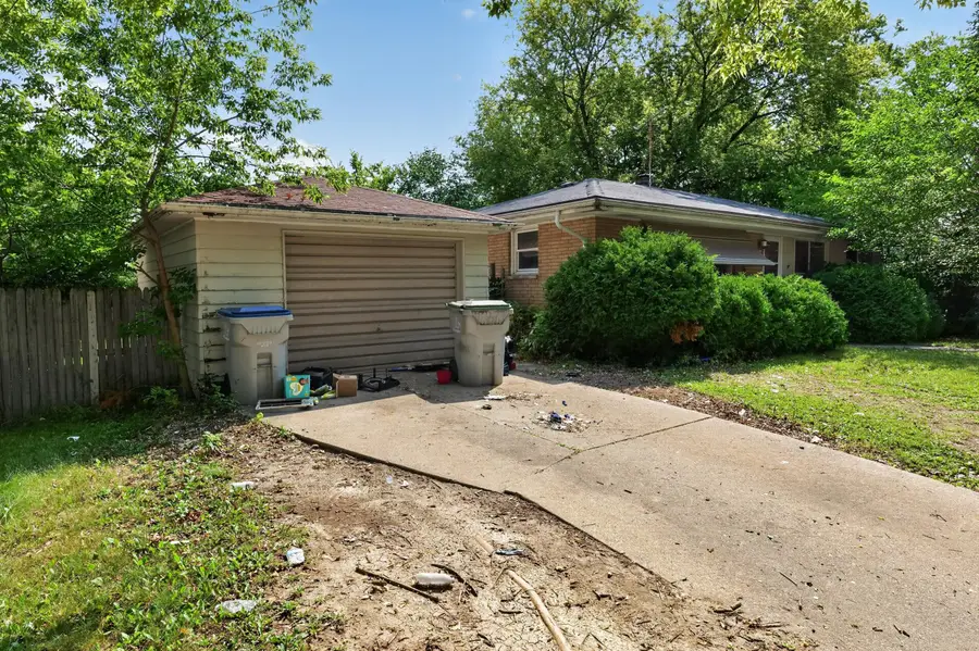 7836 W Beckett Ave, Milwaukee, WI 53218 - #3