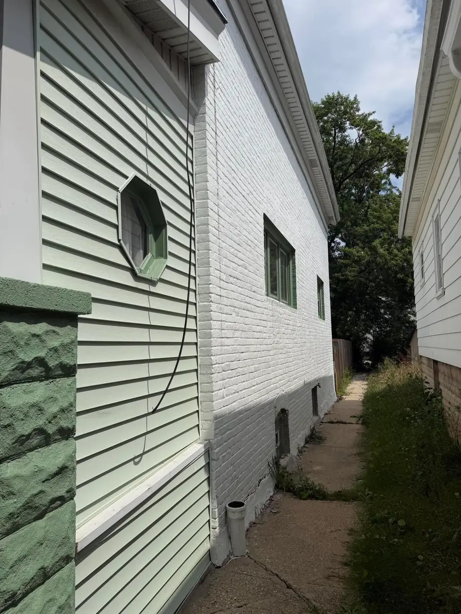 4366 N 14th St, Milwaukee, WI 53209 - #3