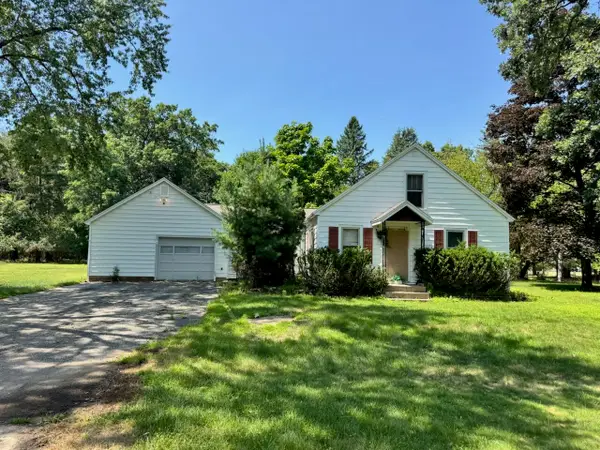 405 Raymond St, Friendship, WI 53934