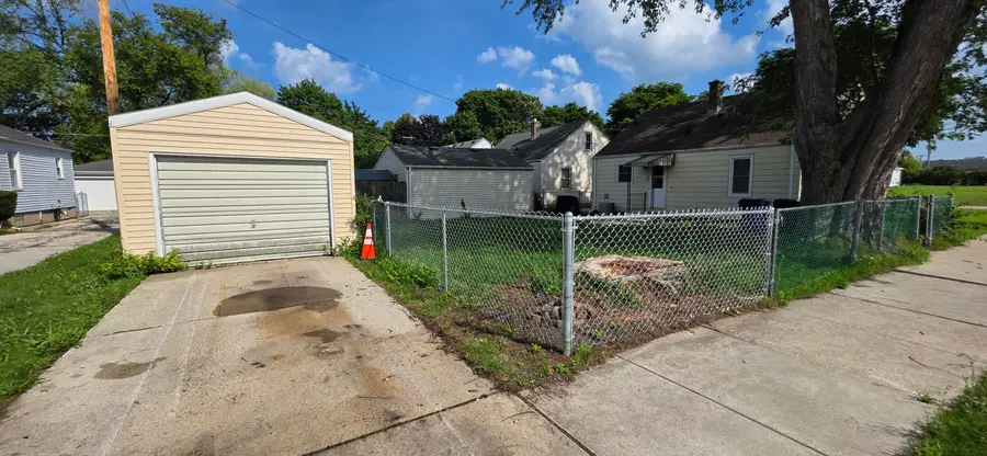 3724 20th St, Racine, WI 53405 - #3