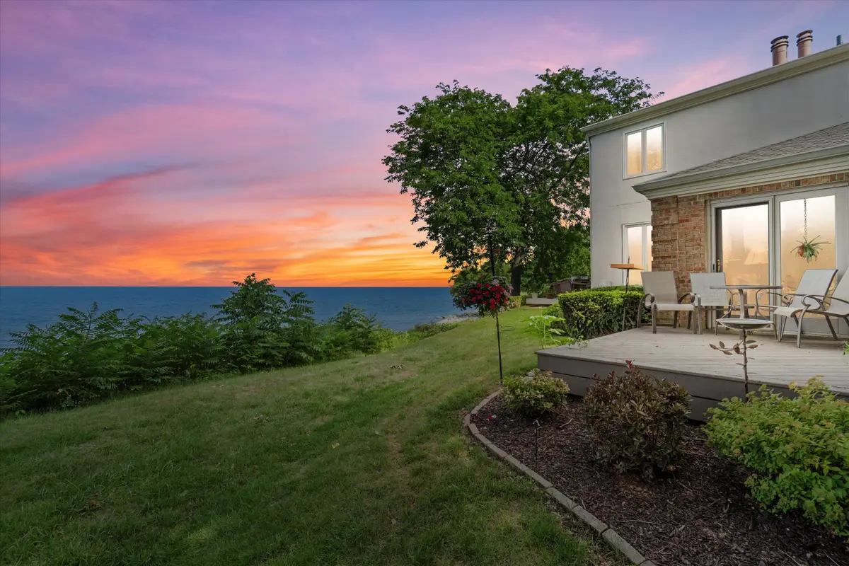 700 Waters Edge Rd, Caledonia, WI 53402 - #1