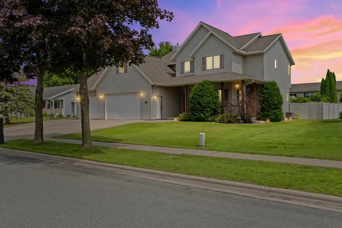 2206 Krause Rd, Onalaska, WI 54650 - #1