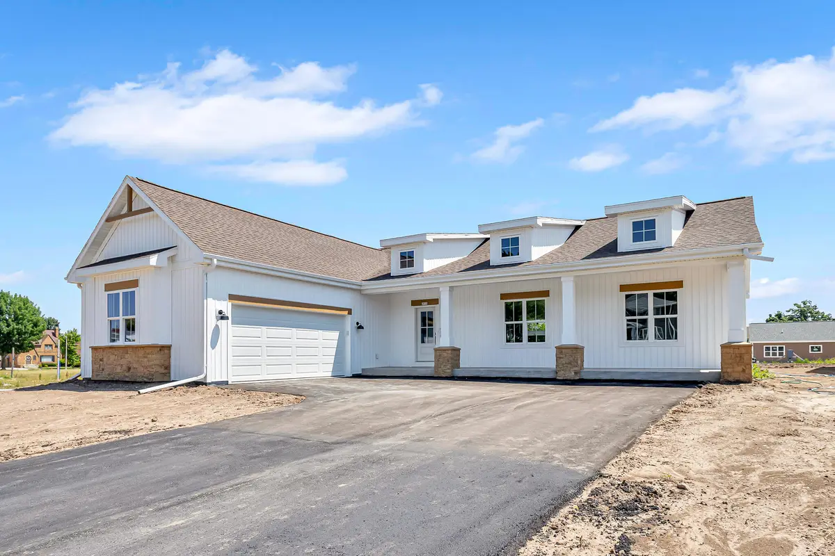 2615 N 7th St, Sheboygan, WI 53083 - #1