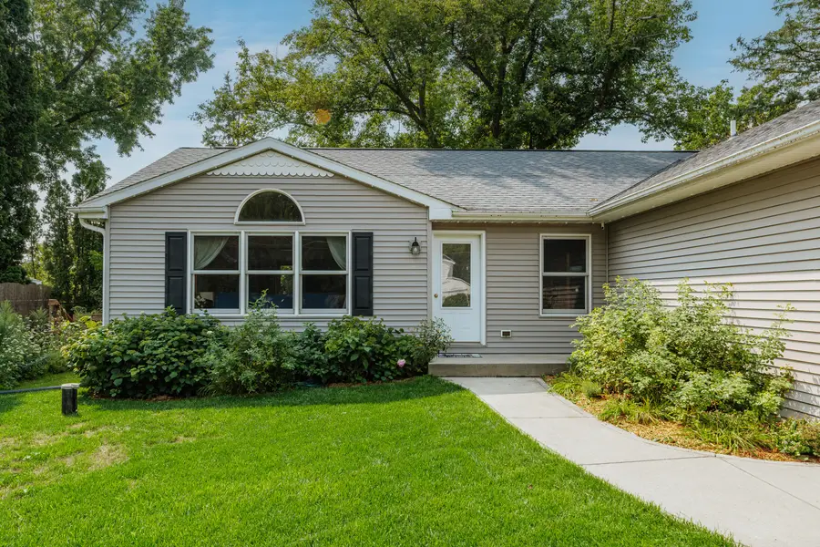 7295 N Lake St, Lannon, WI 53046 - #3