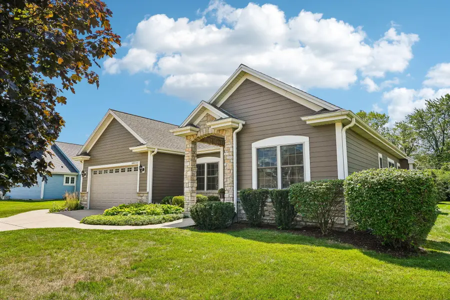 N66W23663 Hillview Dr, Sussex, WI 53089 - #3
