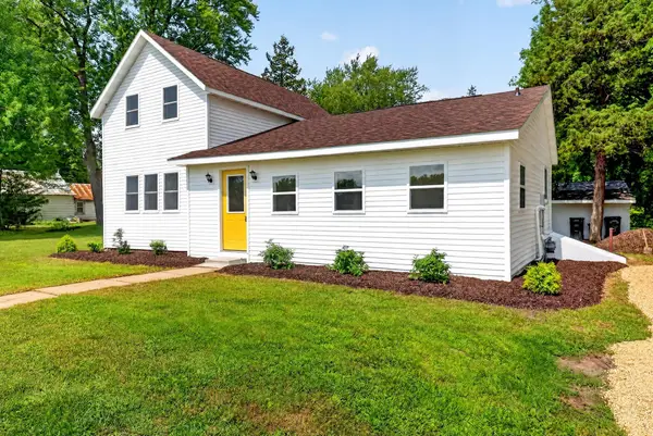 250 Lawrence St, Westfield, WI 53964