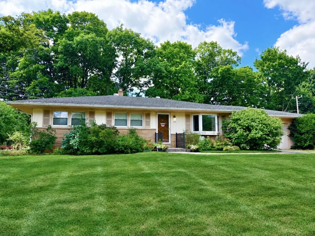 875 Anthony Ln, Brookfield, WI 53045 - #1