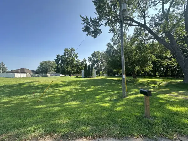 620 Plainview Rd, Campbell, WI 54603