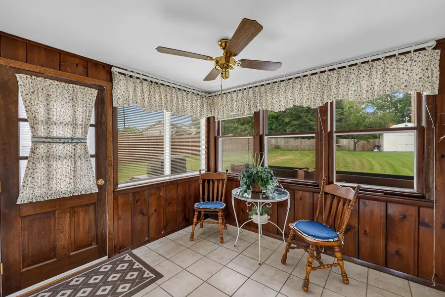 W154N6431 Marvel Dr, Menomonee Falls, WI 53051 - #3