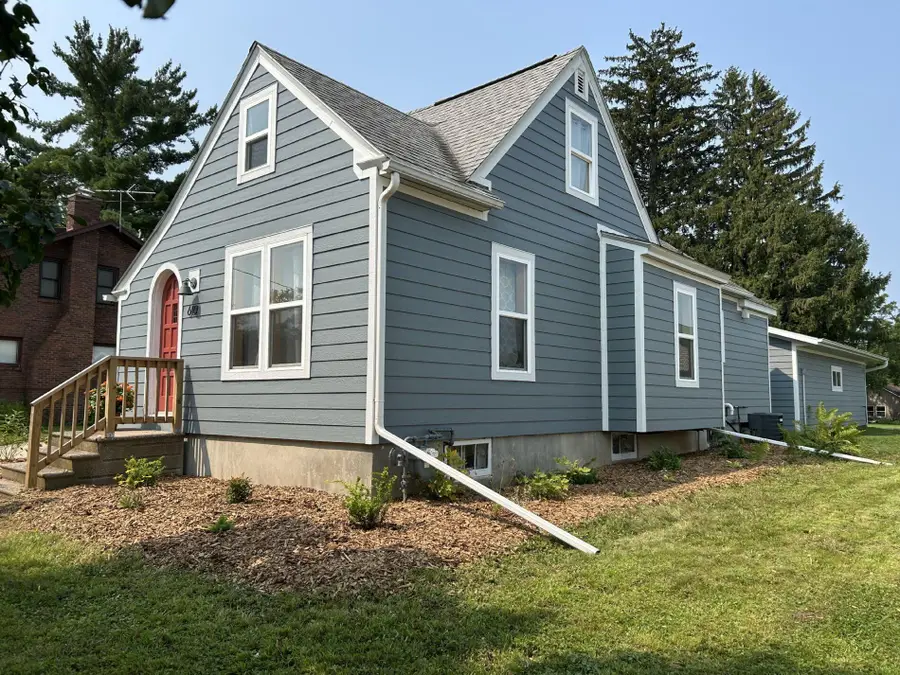 610 S Main St, Viroqua, WI 54665 - #3
