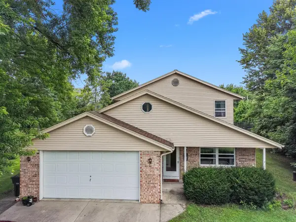 S89W23060 King Pkwy, Big Bend, WI 53103