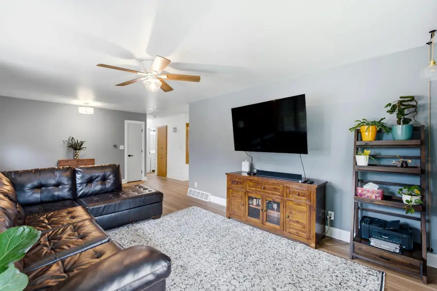 303 S 16th Ave, West Bend, WI 53095 - #3