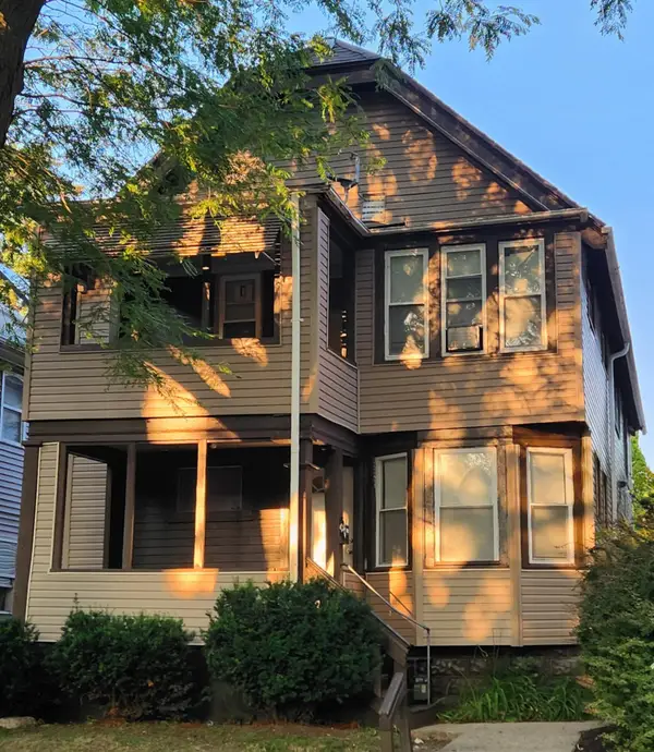 3024 N Richards St, Milwaukee, WI 53212
