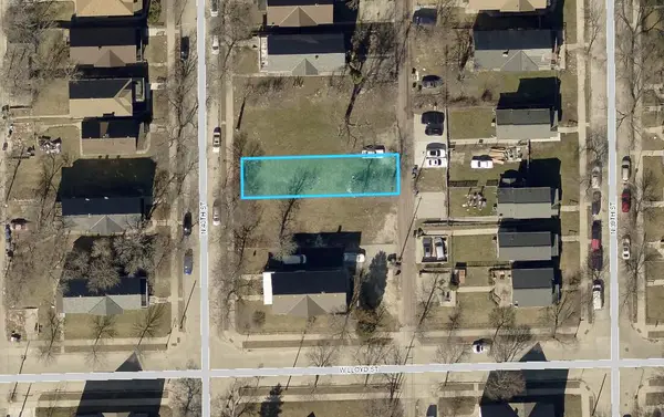 2114 N 40th St, Milwaukee, WI 53208