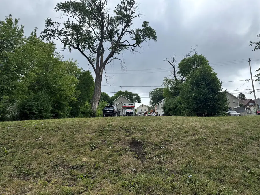 2120 N 40th St, Milwaukee, WI 53208 - #2