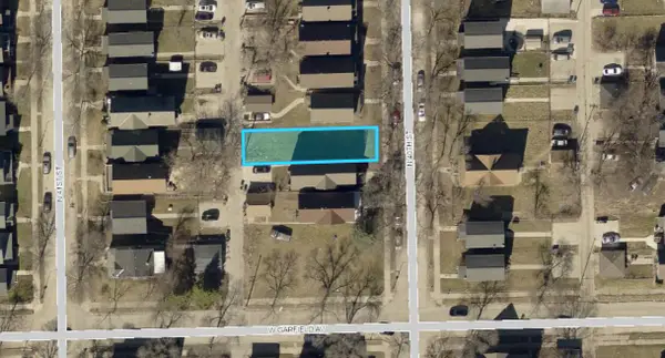 2217 N 40th St, Milwaukee, WI 53208