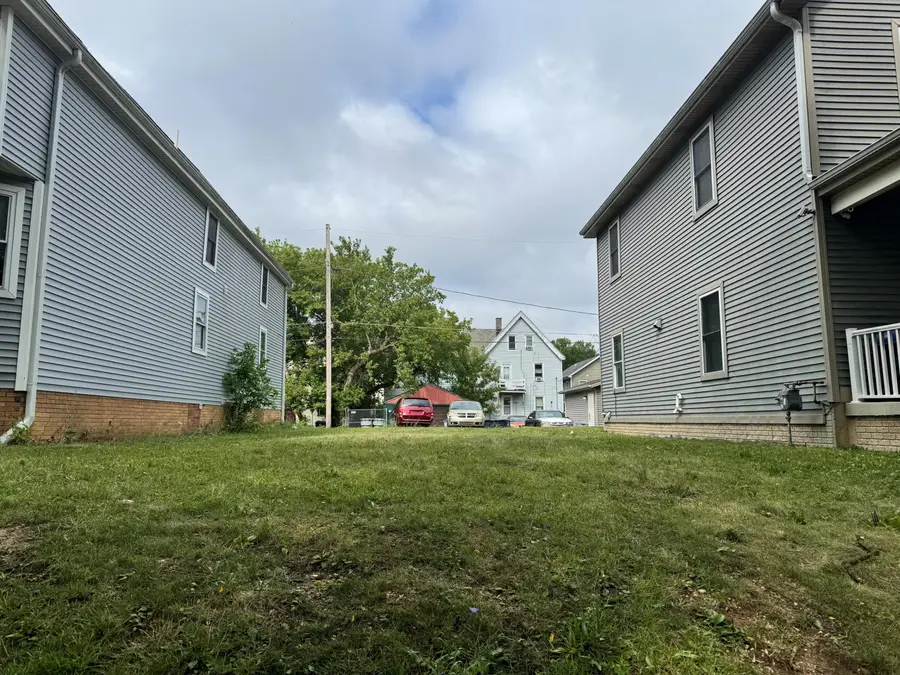 2217 N 40th St, Milwaukee, WI 53208 - #2