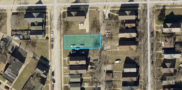 2028 N 41st St, Milwaukee, WI 53208
