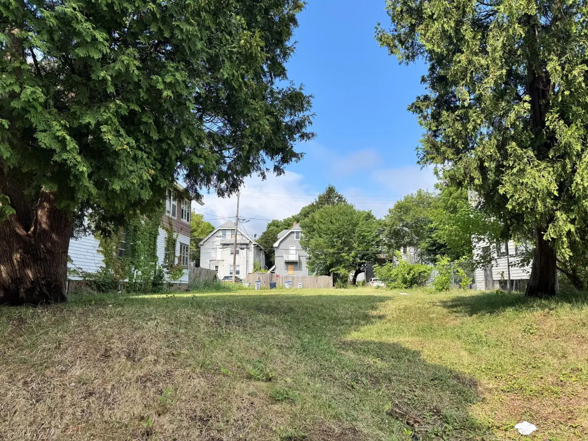 2539 N 50th St, Milwaukee, WI 53210 - #1