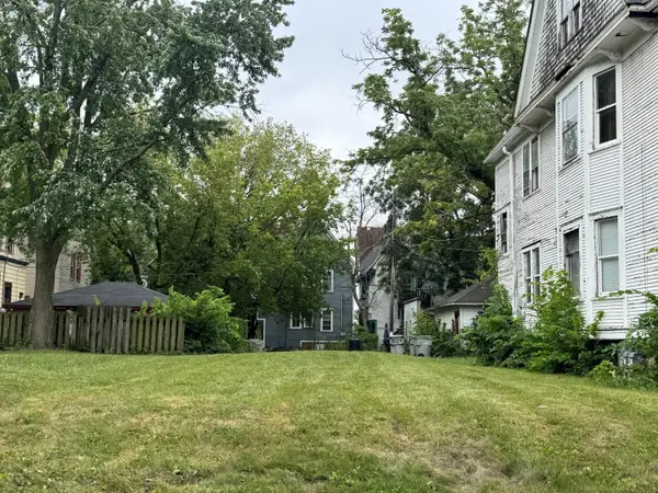 4211 W Spaulding Pl, Milwaukee, WI 53208