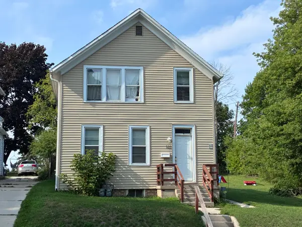 922 Broadway Ave, Sheboygan, WI 53081
