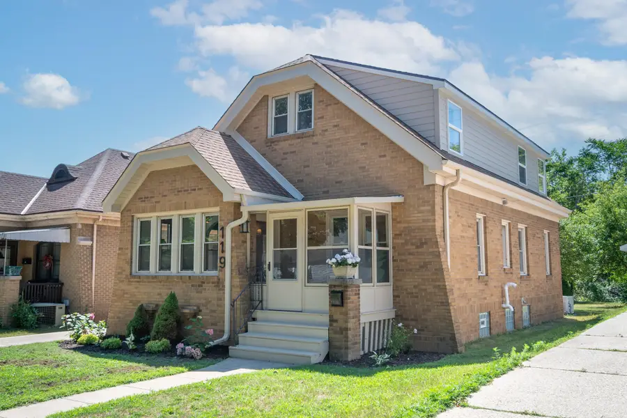 119 E Ohio Ave, Milwaukee, WI 53207 - #2