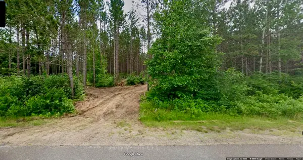 10063 Swamp Lake Rd, Nokomis, WI 54487
