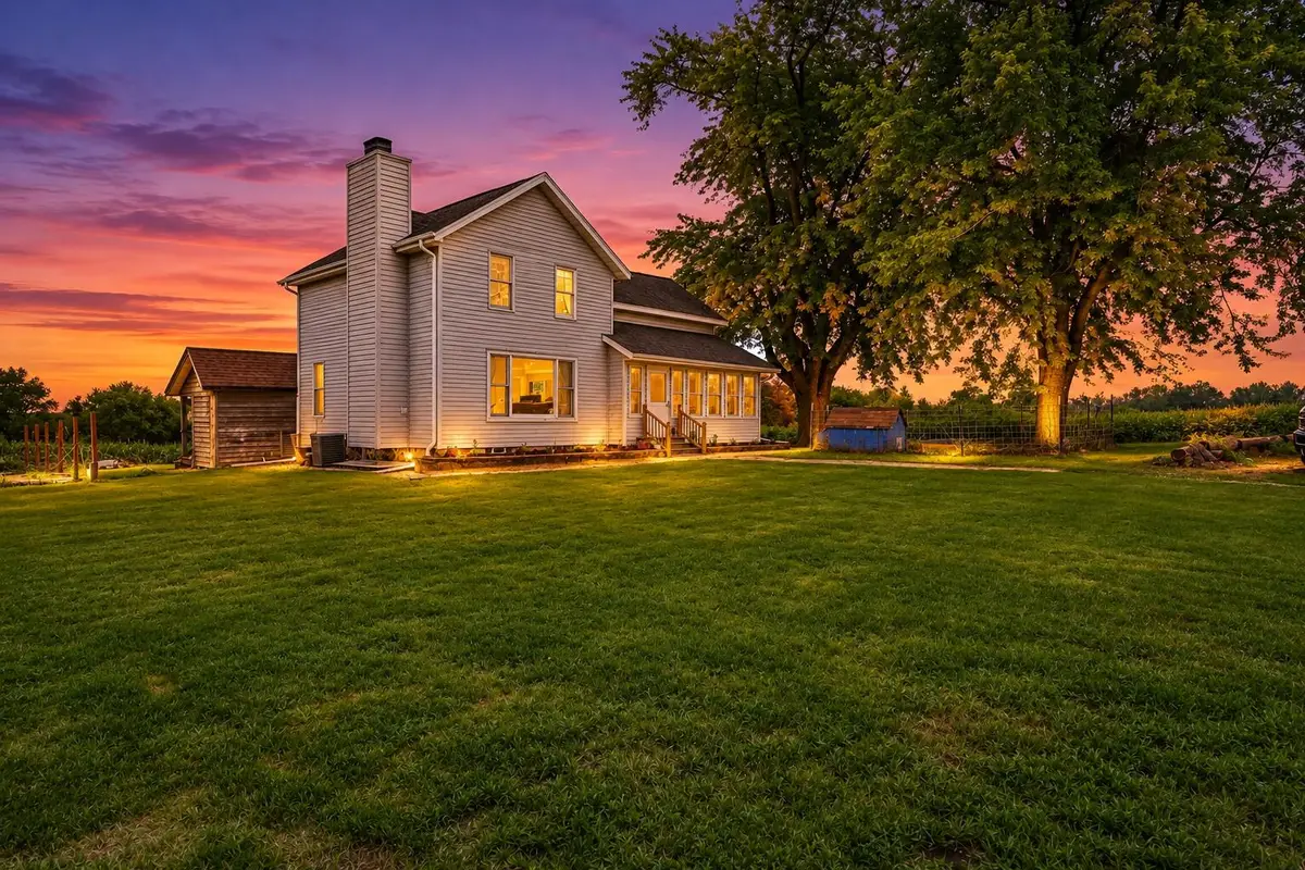 N2440 Mulvaney Ln, Portland, WI 53579 - #1