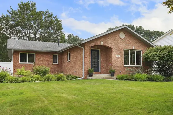 8711 3rd Ave, Pleasant Prairie, WI 53158