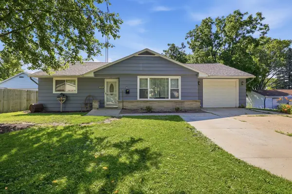 1308 S 9th St, Watertown, WI 53094