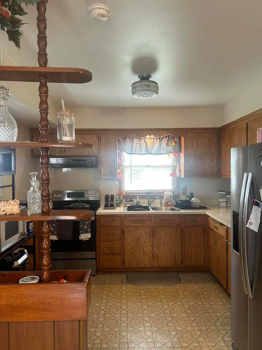 5740 N 98th St, Milwaukee, WI 53225 - #3