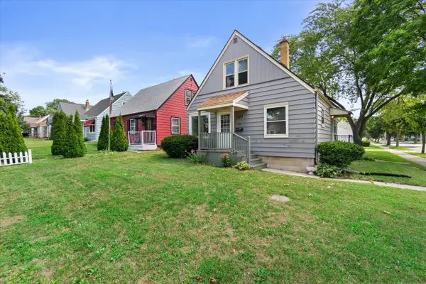 3776 S 19th St, Milwaukee, WI 53221