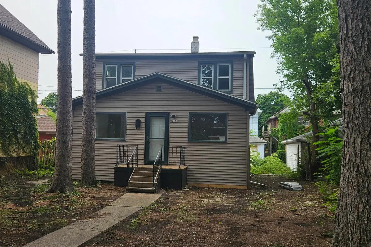 2871 N 50th St, Milwaukee, WI 53210 - #1