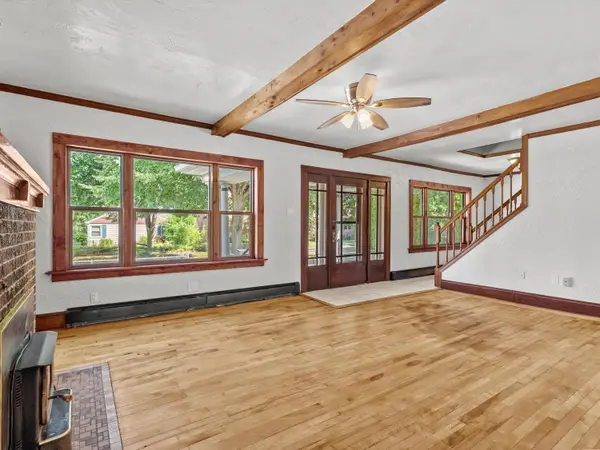 2202 Henry St, Sheboygan, WI 53081