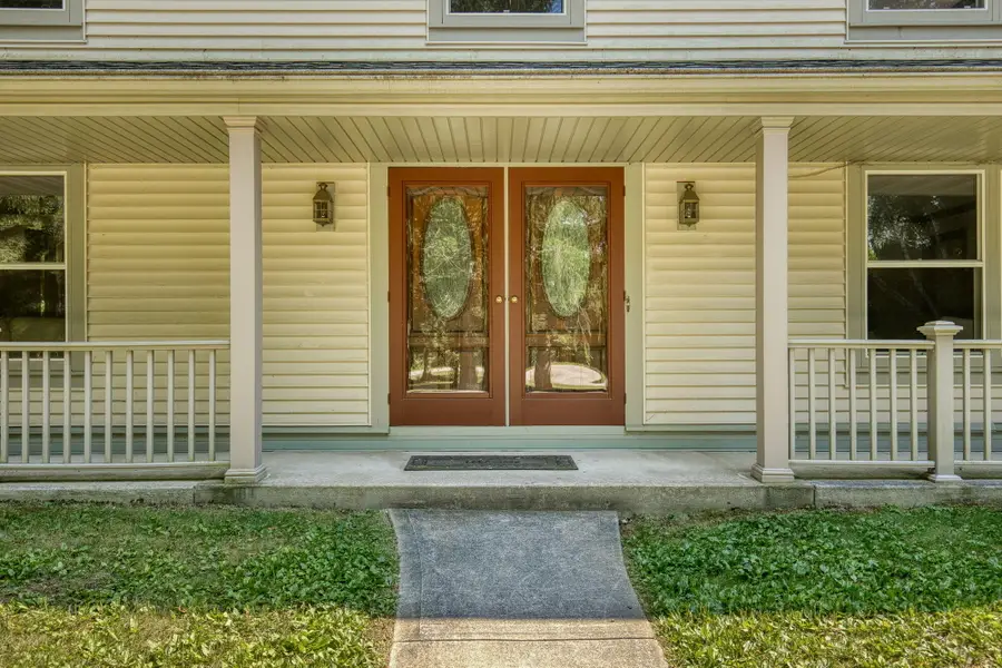 S67W24425 Skyline Ave, Vernon, WI 53189 - #2