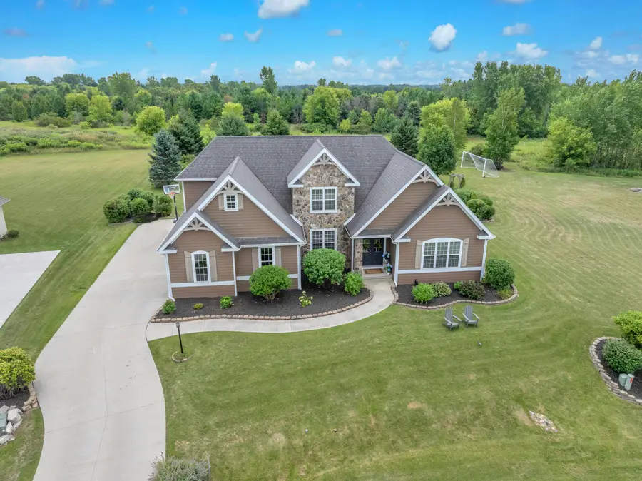 W1799 Heathmor Dr, Sheboygan, WI 53083 - #3
