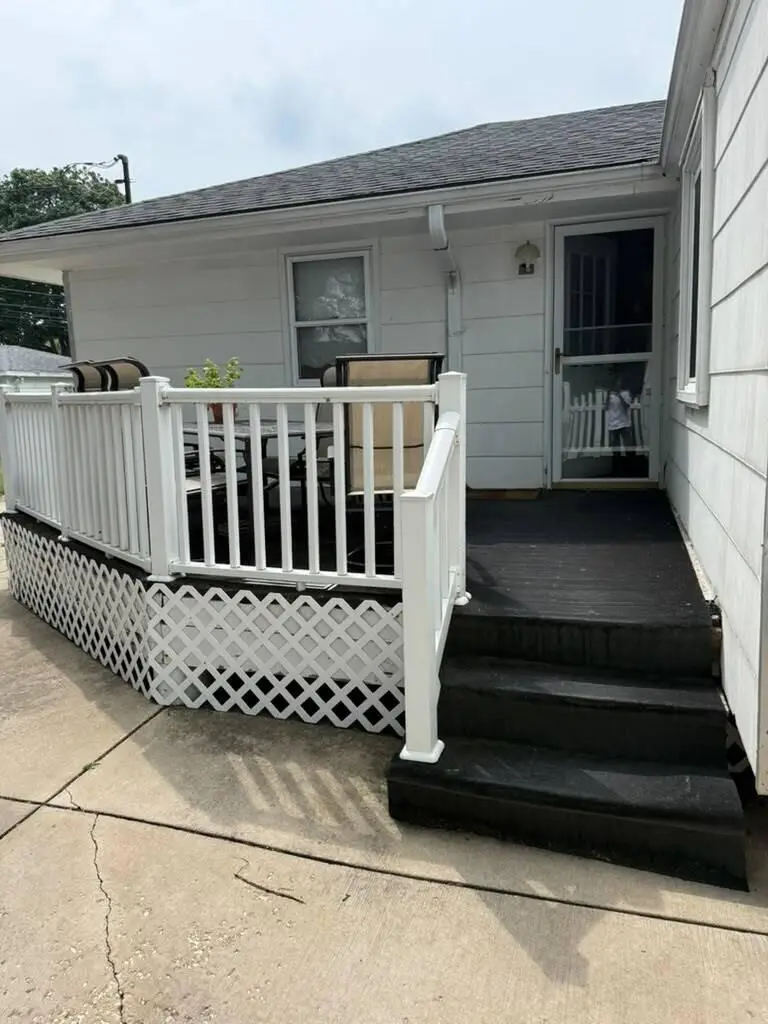 6315 W Hustis St, Milwaukee, WI 53223 - #2