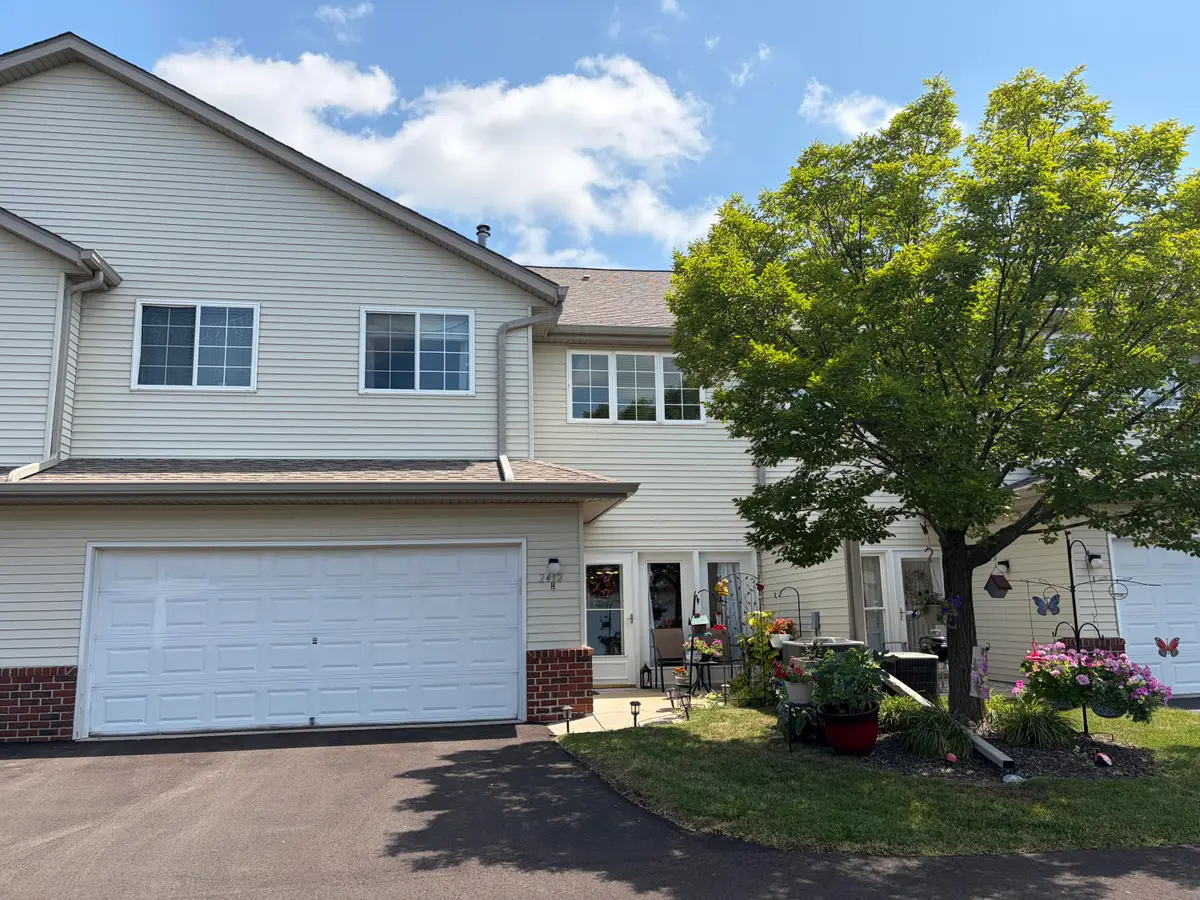 2412 Fox River Pkwy, Waukesha, WI 53189 - #1