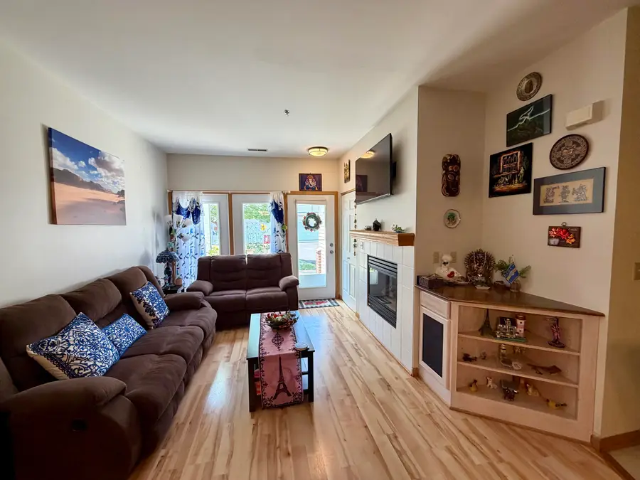 2412 Fox River Pkwy, Waukesha, WI 53189 - #3
