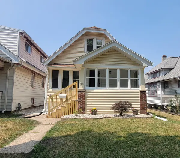 1201 S 75th St, West Allis, WI 53214