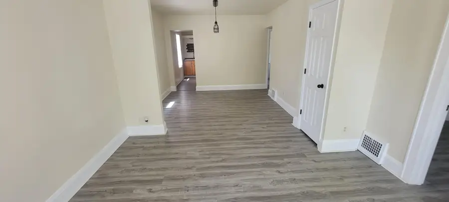 1201 S 75th St, West Allis, WI 53214 - #3