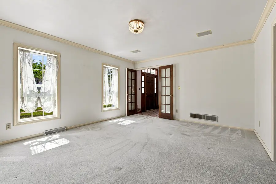 4228 W Tumble Creek Dr, Franklin, WI 53132 - #3