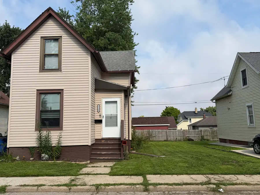 1115 Lewis St, Racine, WI 53404 - #2