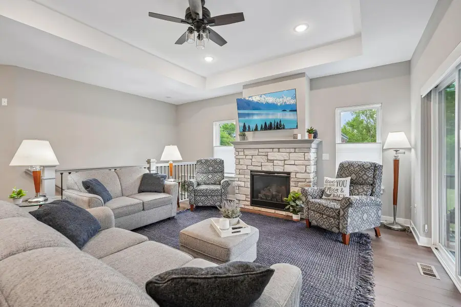 4050 S 124th St, Greenfield, WI 53228 - #3