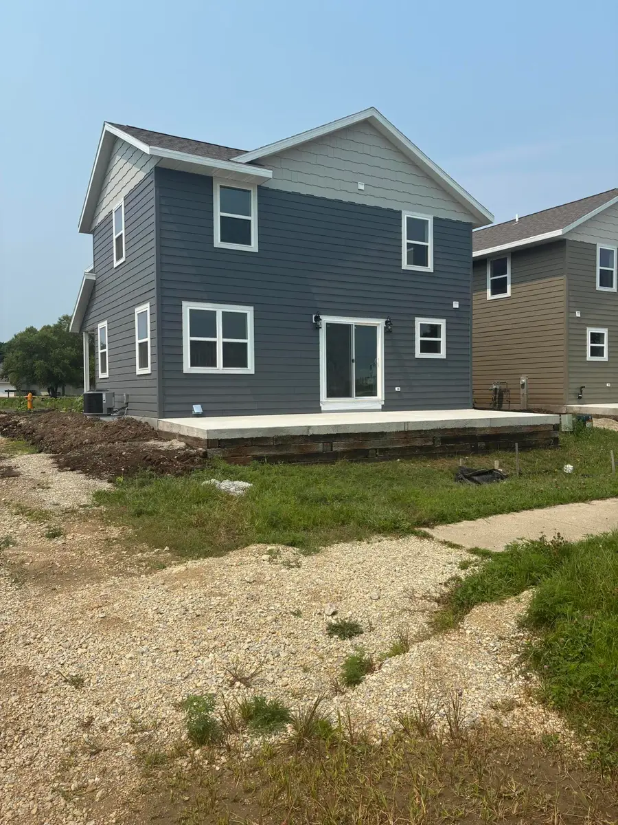 811 Arthur Dr, Milton, WI 53563 - #2