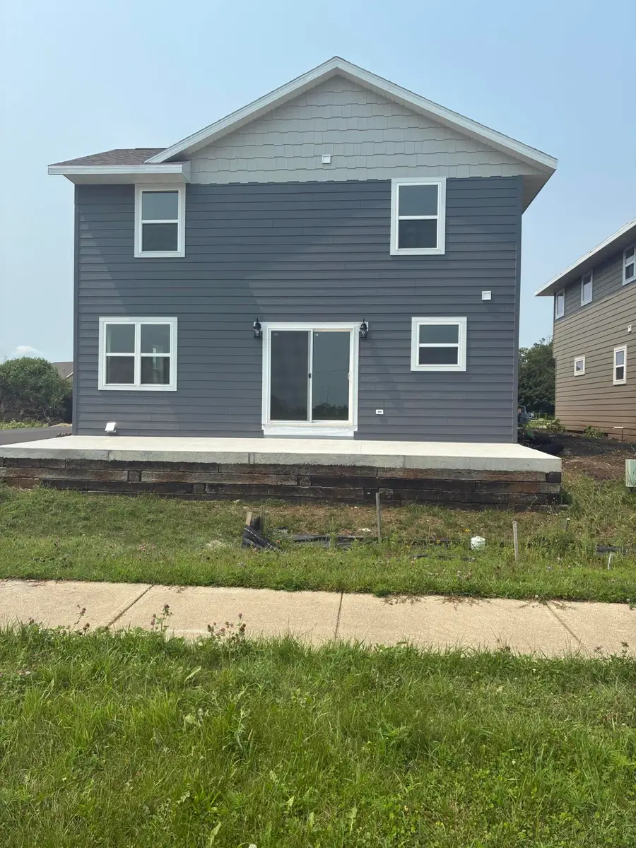 811 Arthur Dr, Milton, WI 53563 - #3