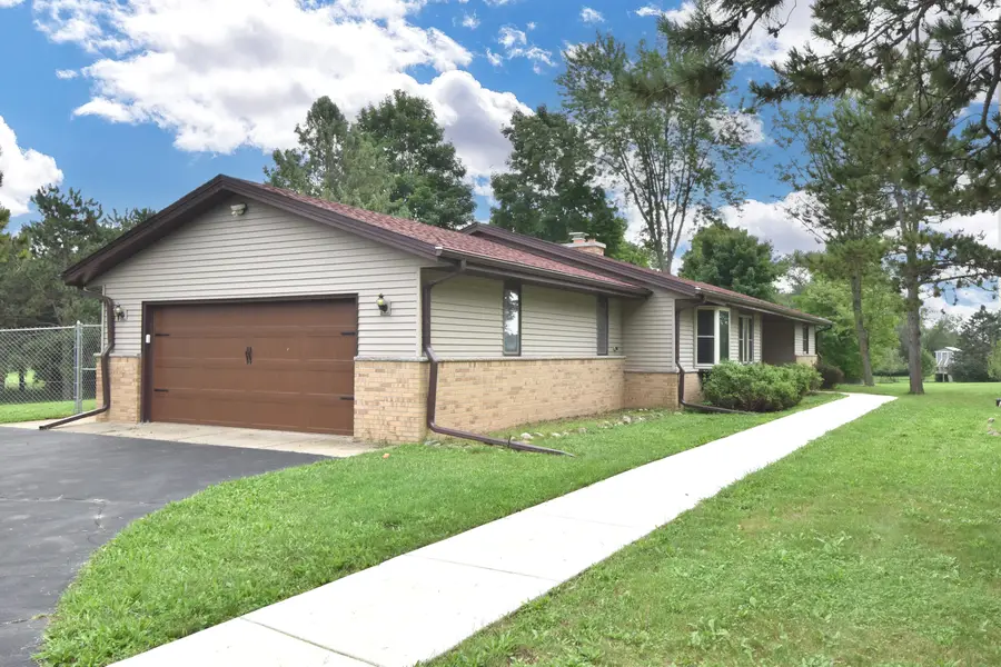 W326S3530 Mesa Trl, Dousman, WI 53118 - #3