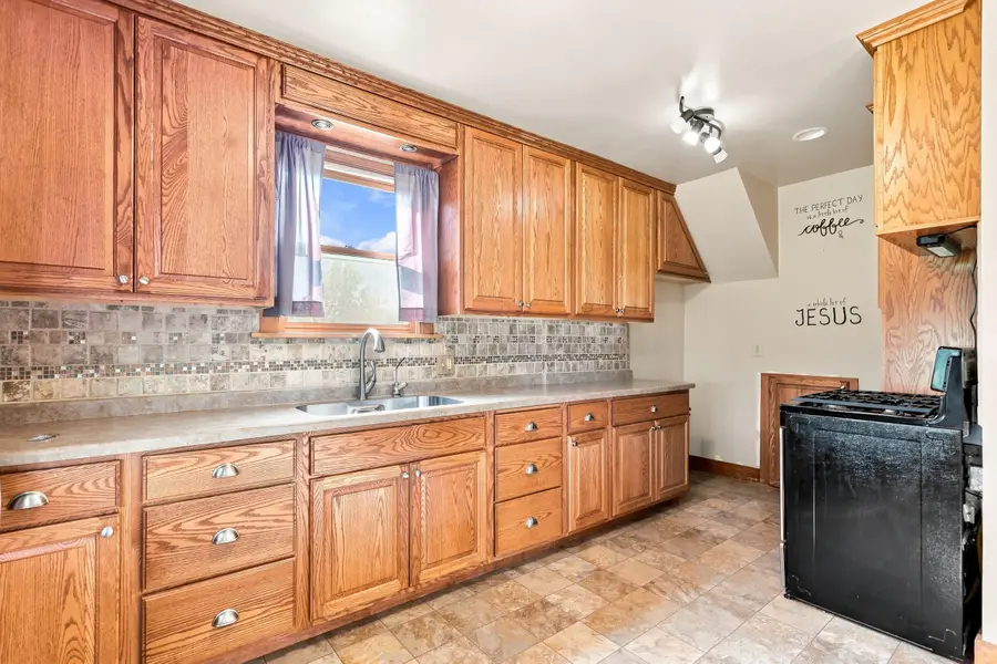 9817 Old 151 Rd, Manitowoc Rapids, WI 54220 - #3